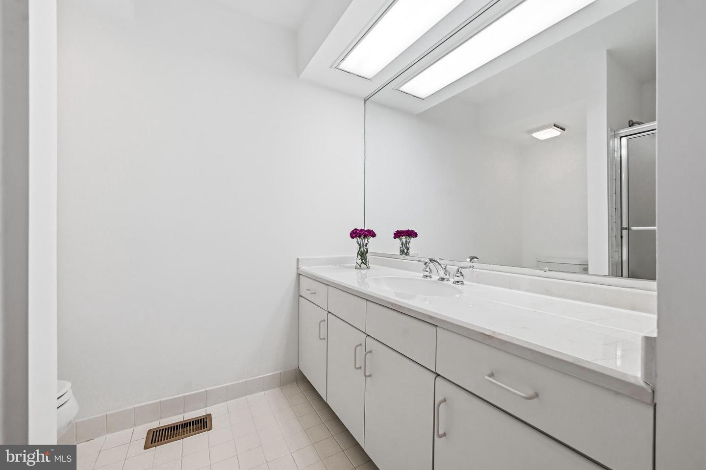 1606 Chanticleer Property Photo 54