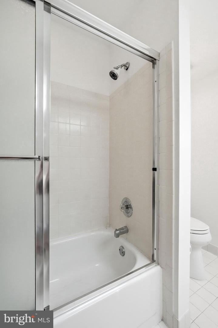 1606 Chanticleer Property Photo 55