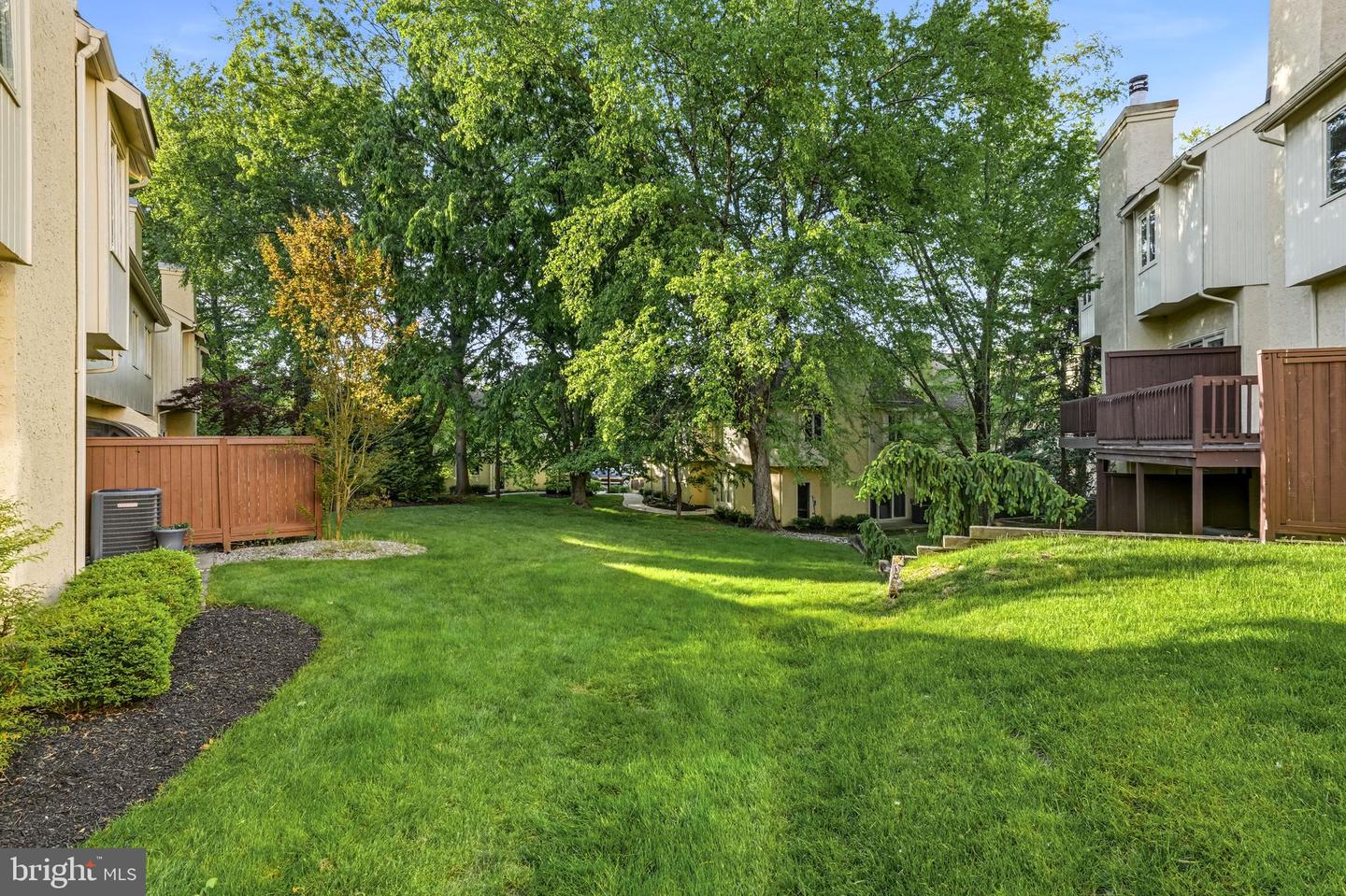 1606 Chanticleer Property Photo 56