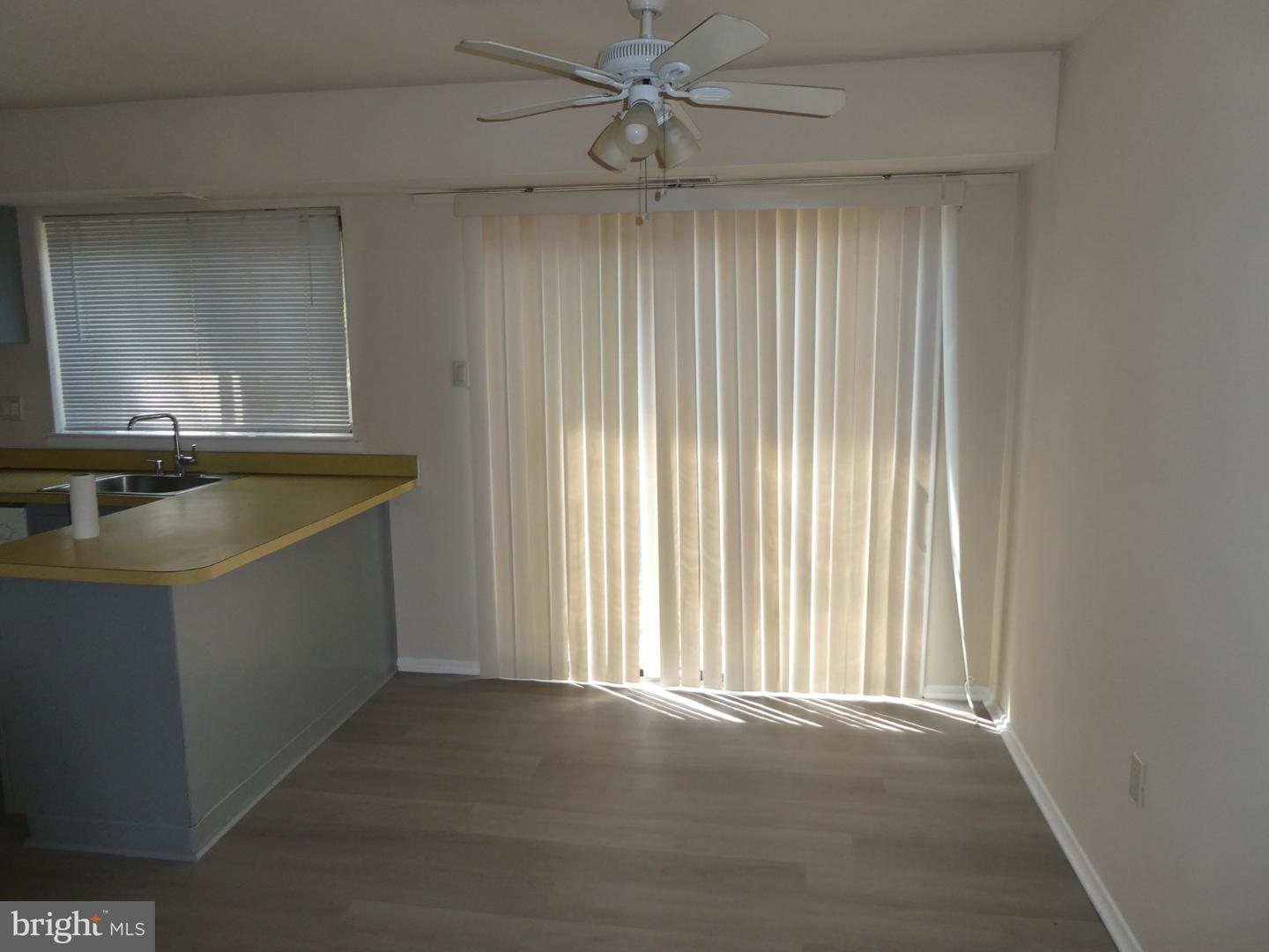 83 Chelsea Cir #d151 Property Photo 3