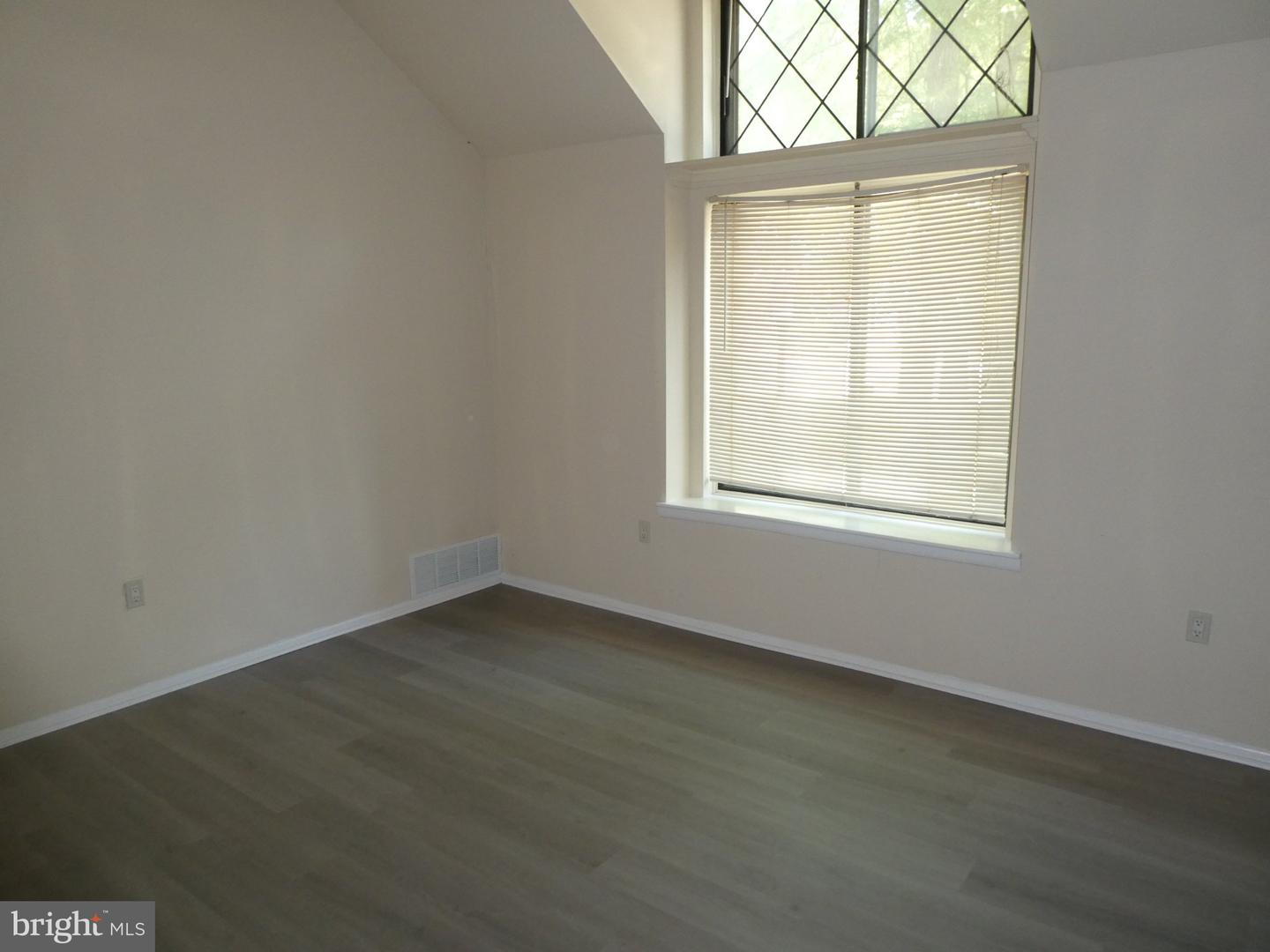 83 Chelsea Cir #d151 Property Photo 5
