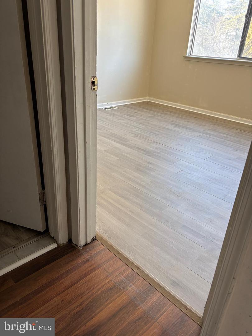 785 Jarvis Rd #b Property Photo 4