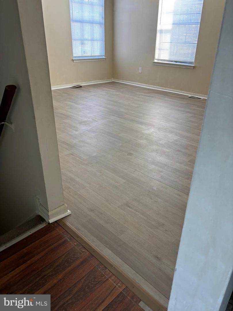 785 Jarvis Rd #b Property Photo 6