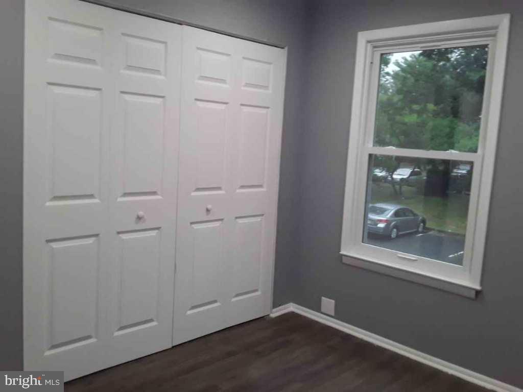1703 Bromley Estates Property Photo 16