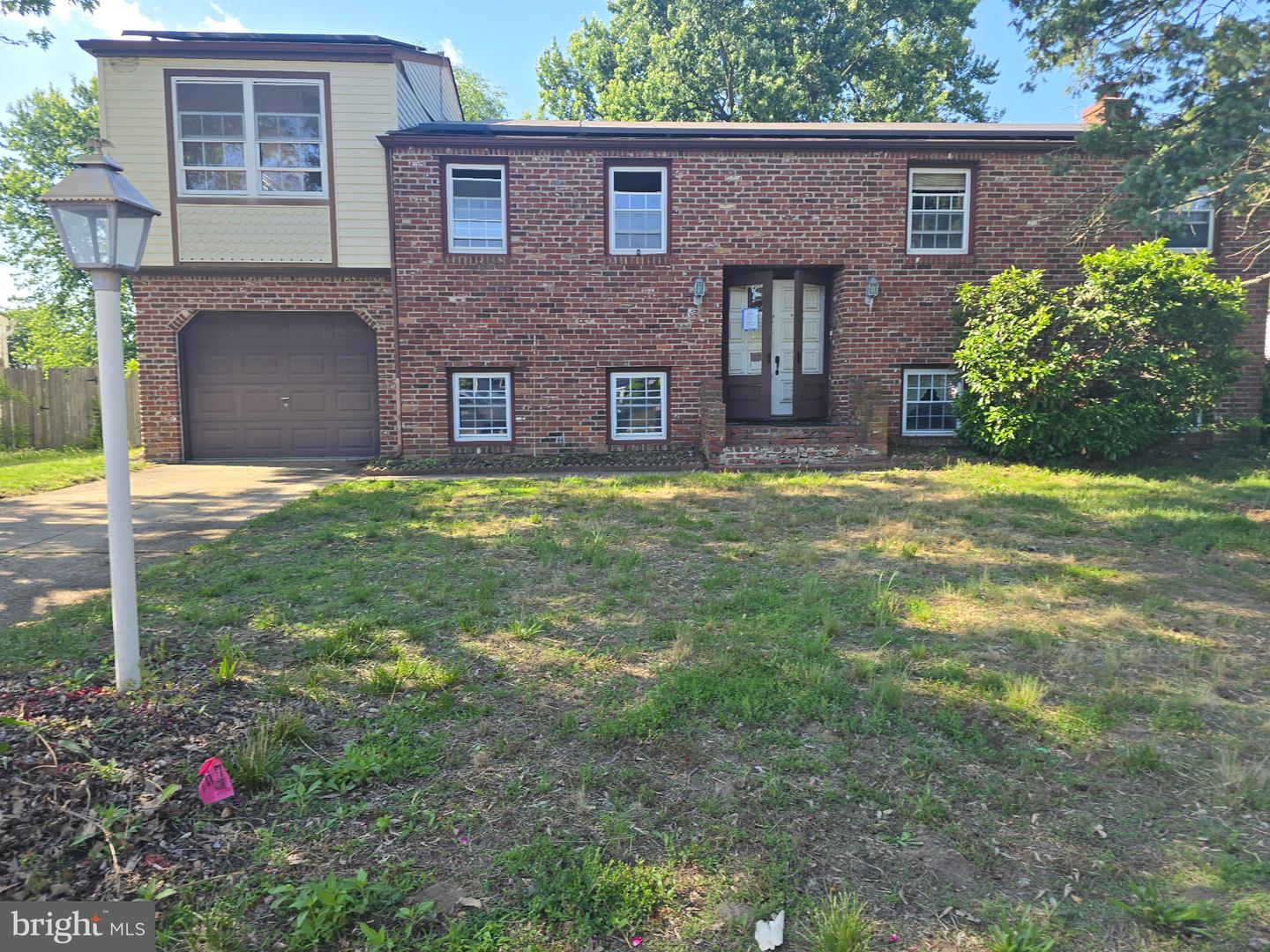 16 Constitution Rd Property Photo 1