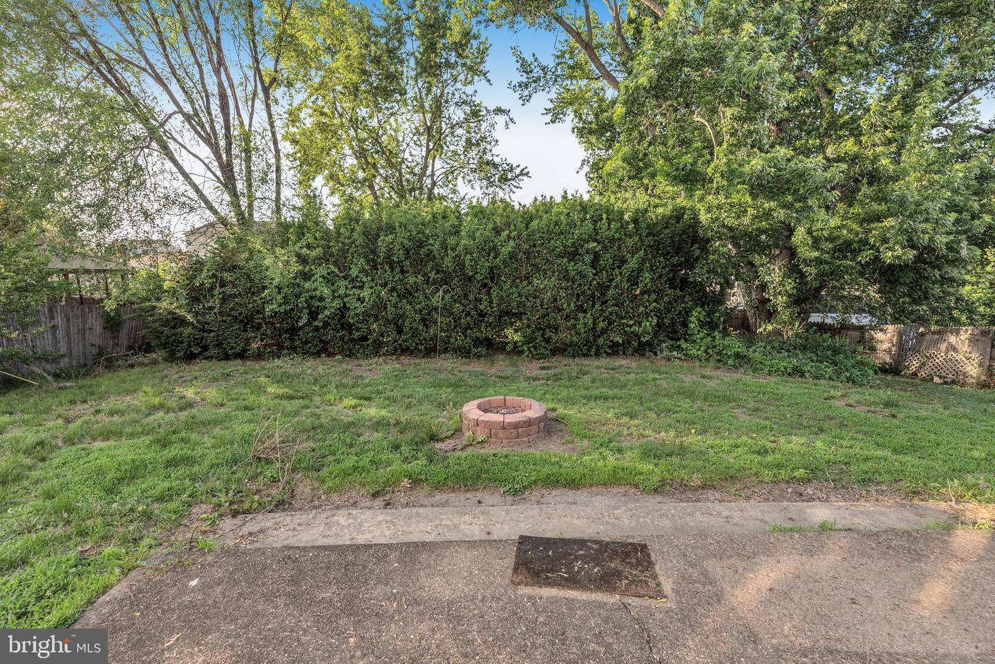 16 Constitution Rd Property Photo 6