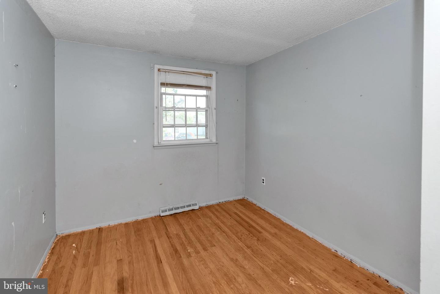 16 Constitution Rd Property Photo 40