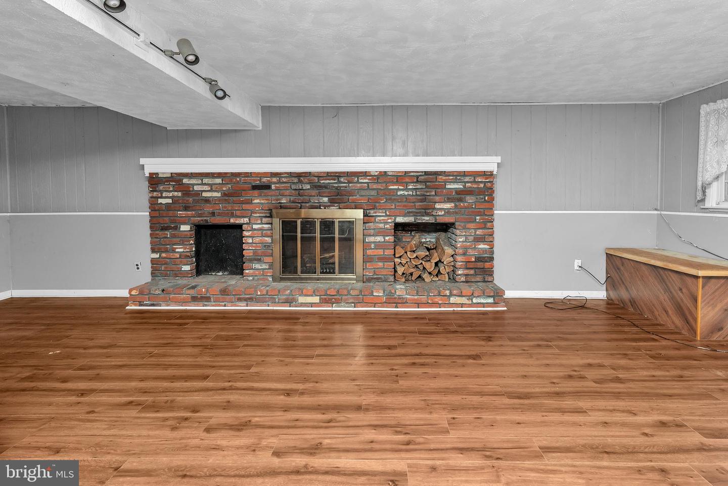 16 Constitution Rd Property Photo 51