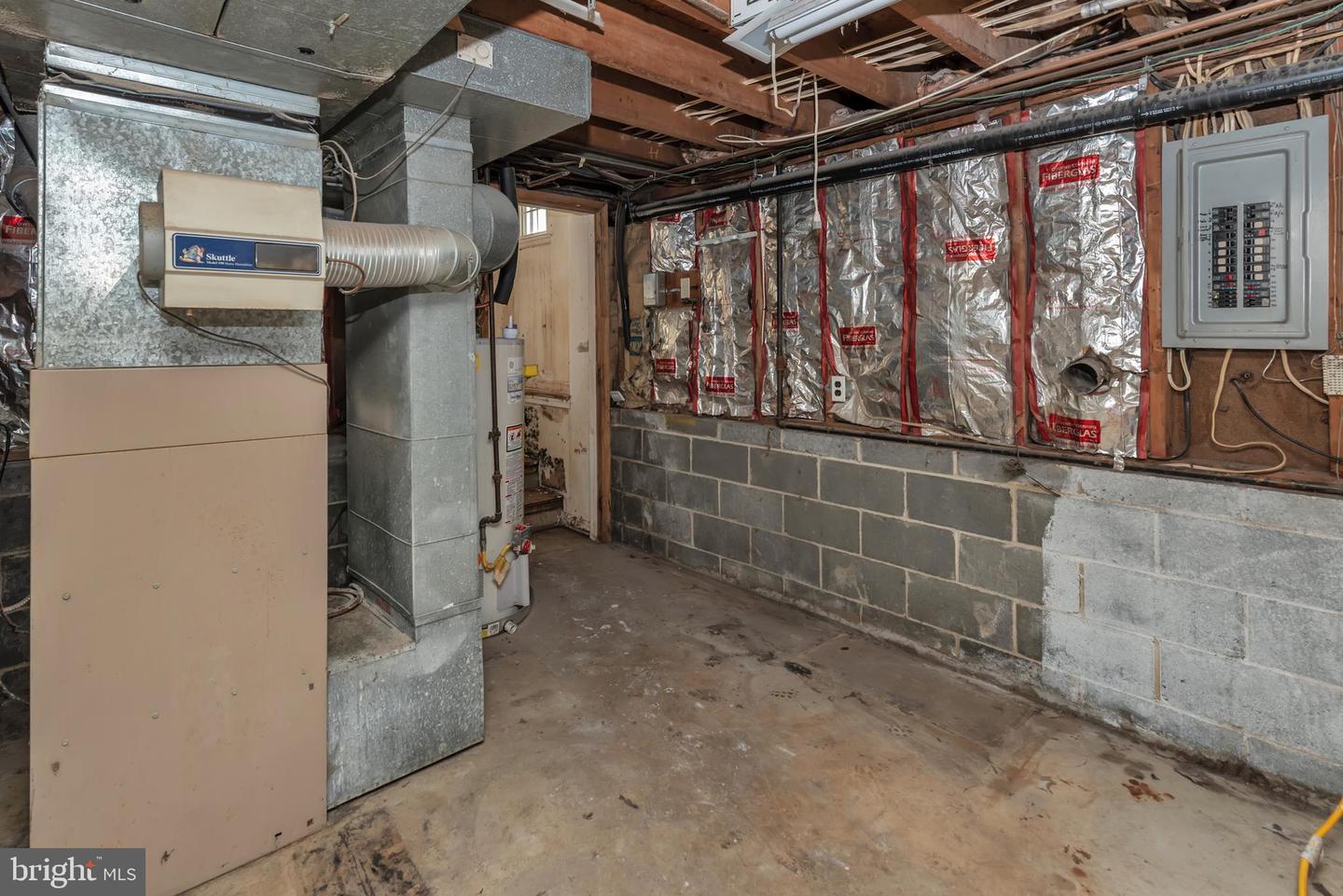 16 Constitution Rd Property Photo 57