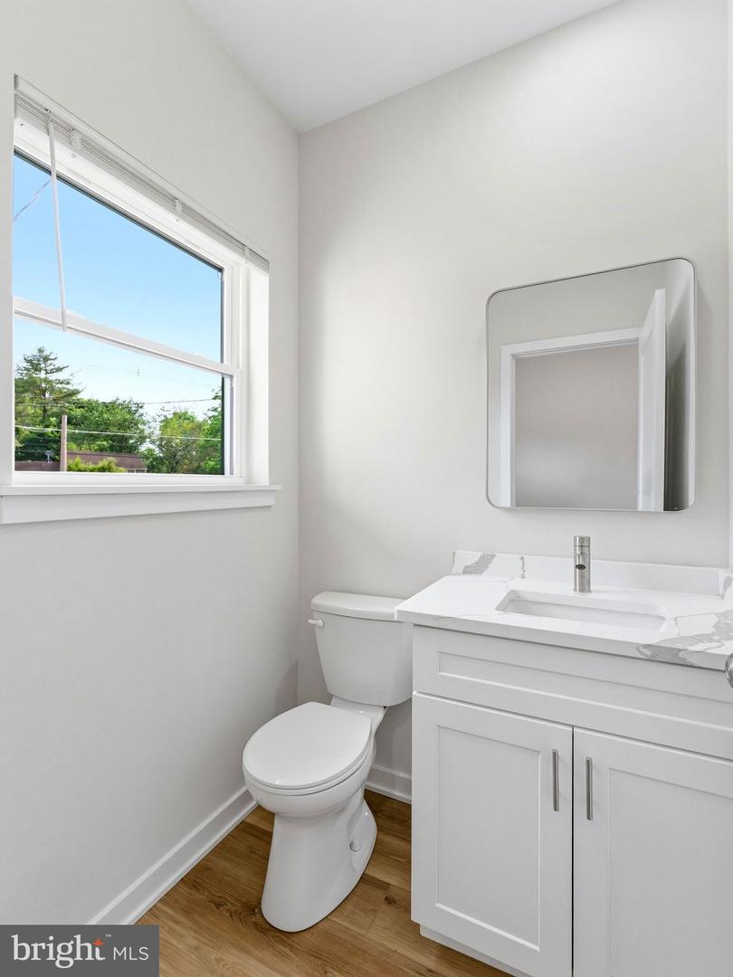 429 Almonesson Rd Property Photo 18