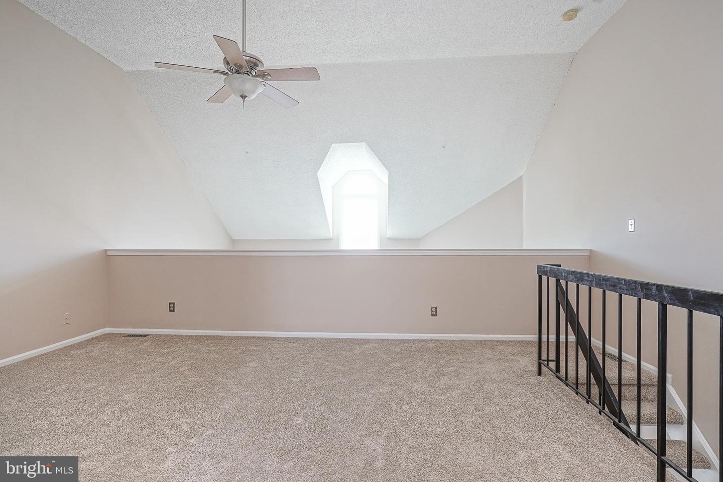 4036 Main St Property Photo 21