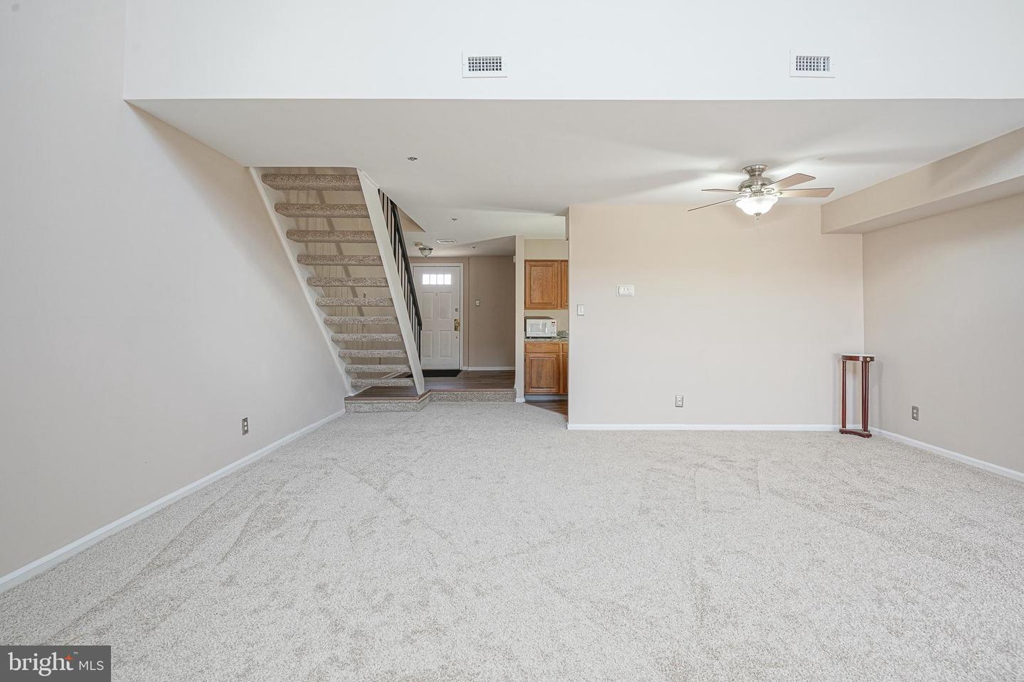 4036 Main St Property Photo 26