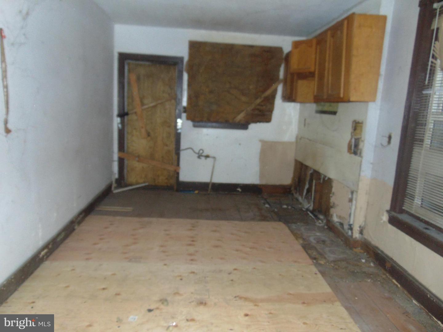 638 N 9th St Property Photo 6