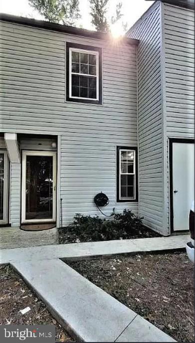 1605 Bromley Property Photo 11