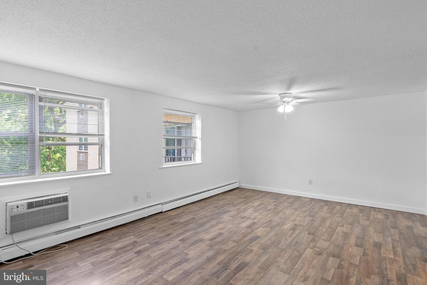 111 Chestnut St #507 Property Photo 7