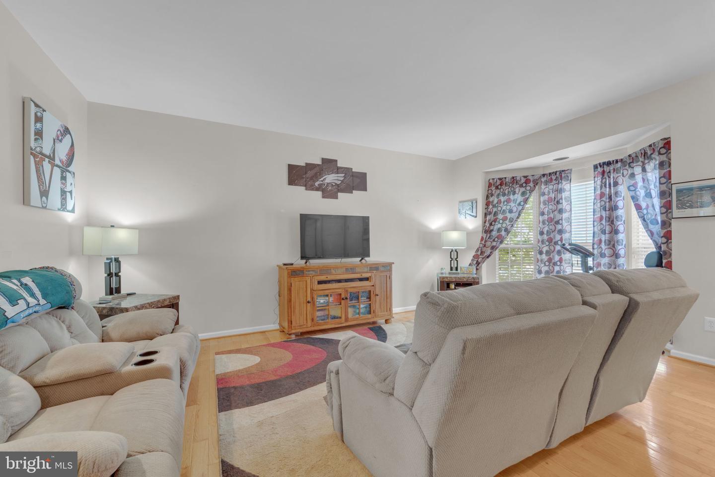 3 Saddle Ln Property Photo 7