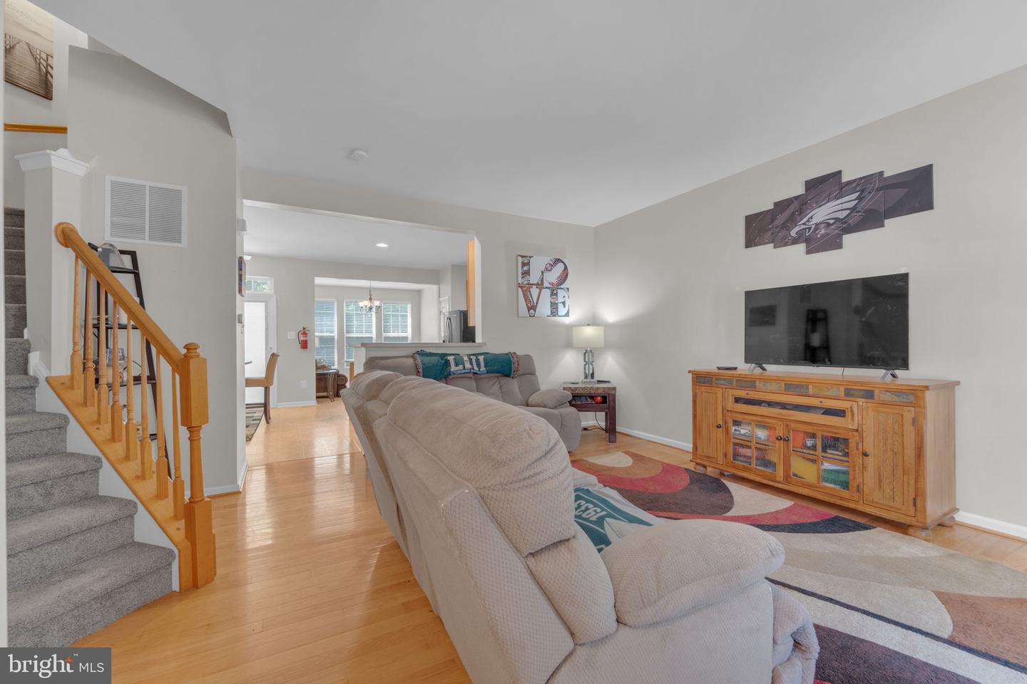 3 Saddle Ln Property Photo 8