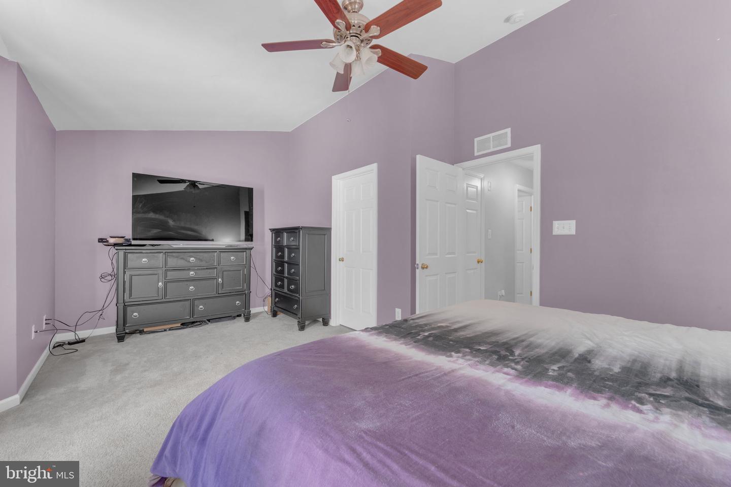 3 Saddle Ln Property Photo 18