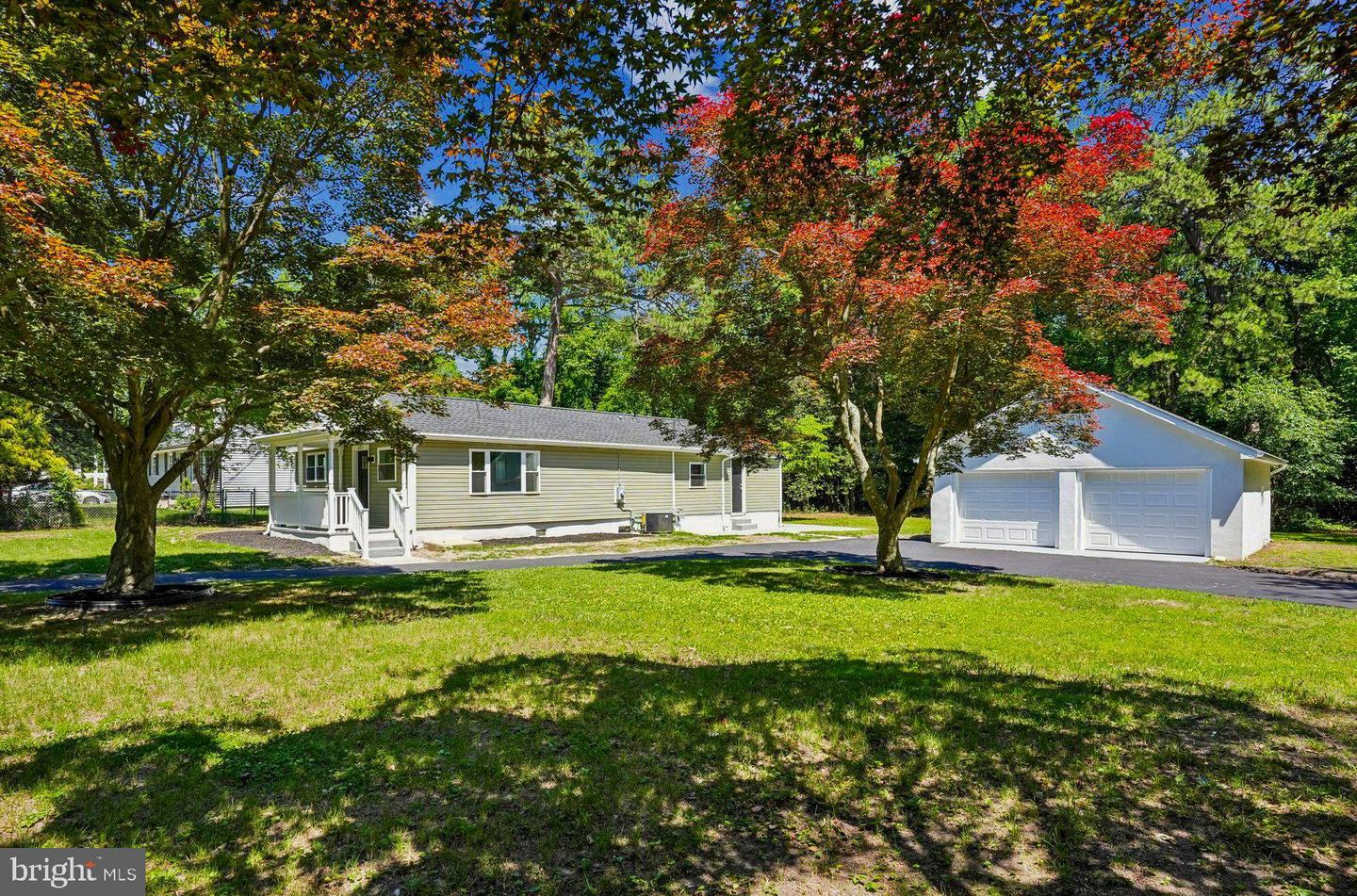 223 Cypress Ave Property Photo 1