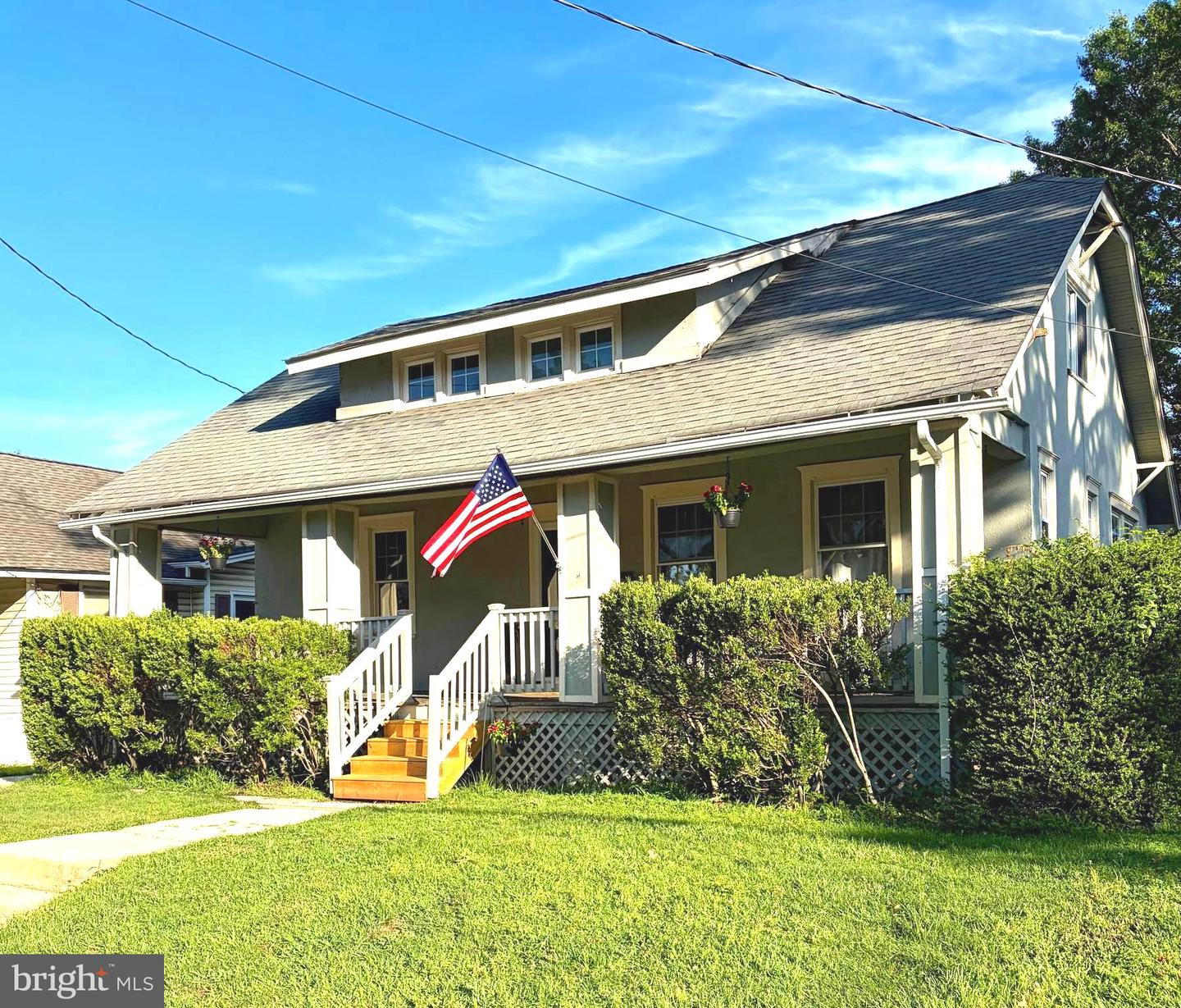 9 E PARK AVENUE