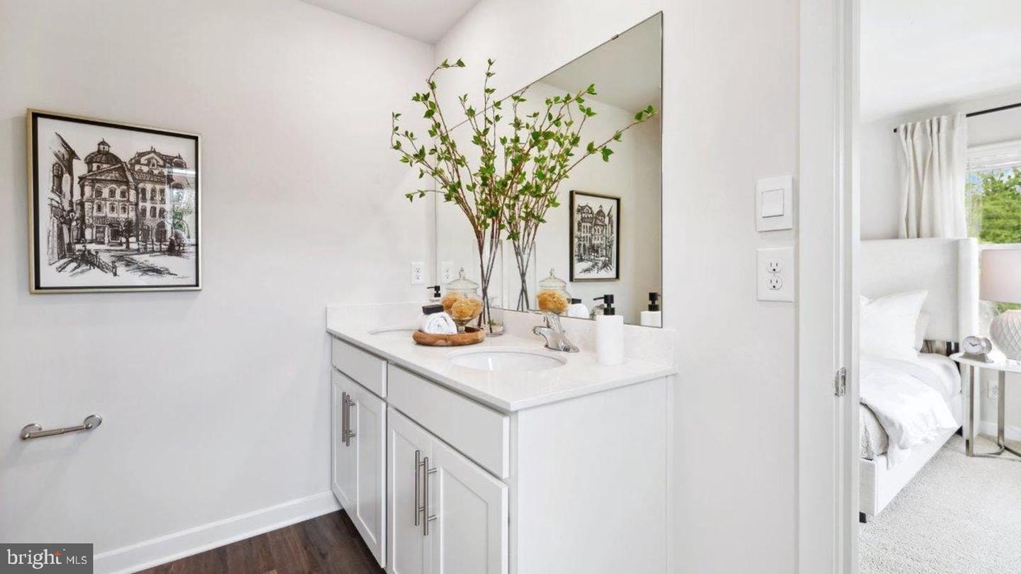 100 Spencer Way Property Photo 24
