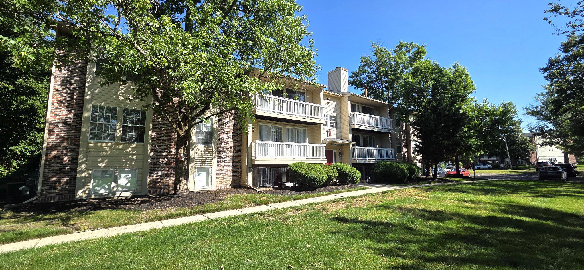 121 Kenwood Dr Property Photo 4