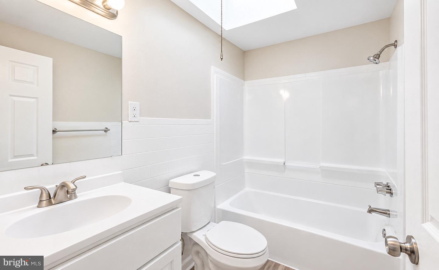 1124 Lake Shore Property Photo 15
