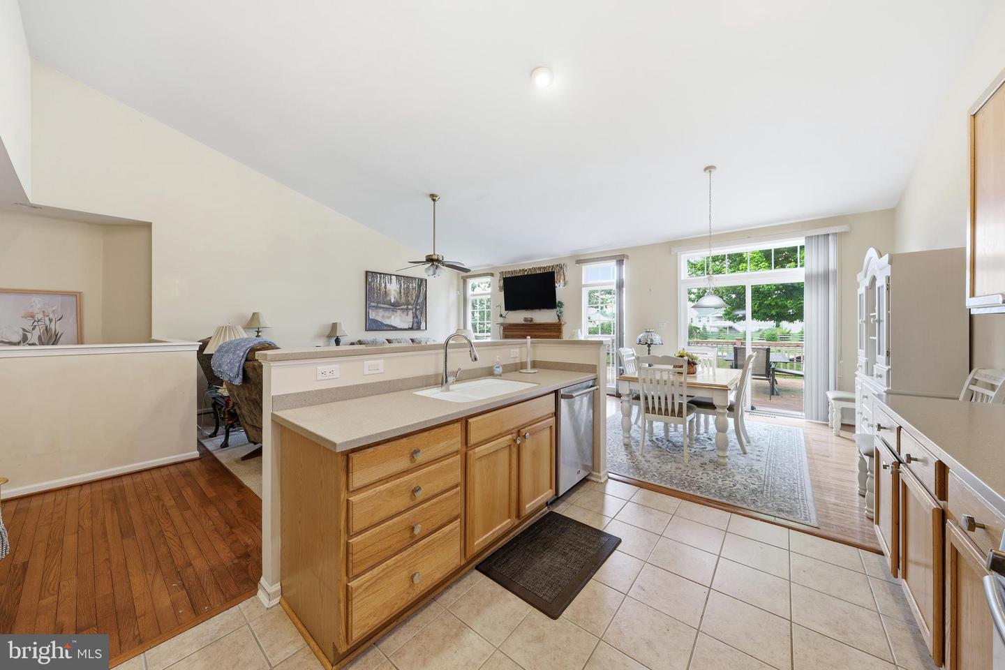 204 Hearthstone Dr Property Photo 11