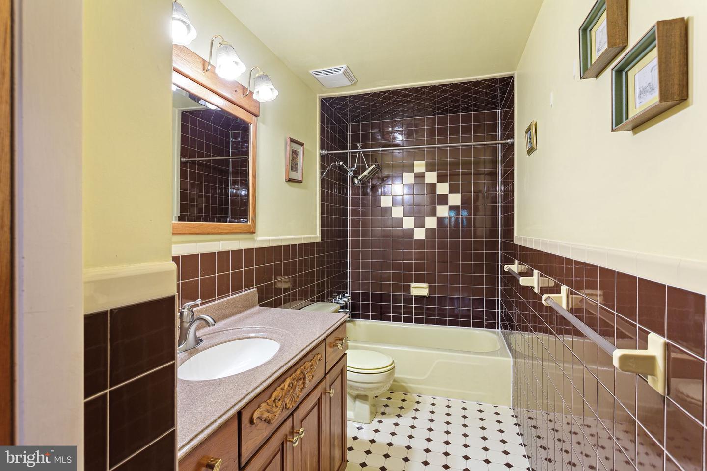 227 Chestnut Ave Property Photo 12
