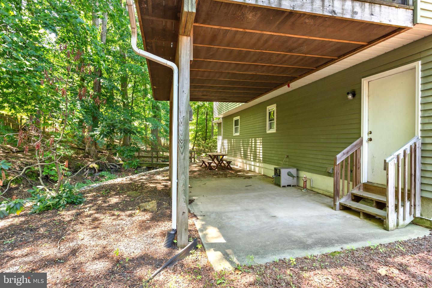 227 Chestnut Ave Property Photo 27