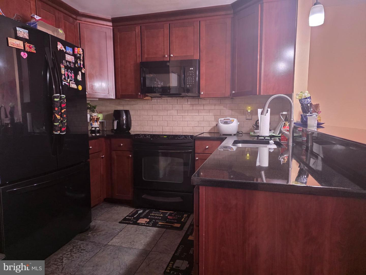 1502 Roberts Way Property Photo 6