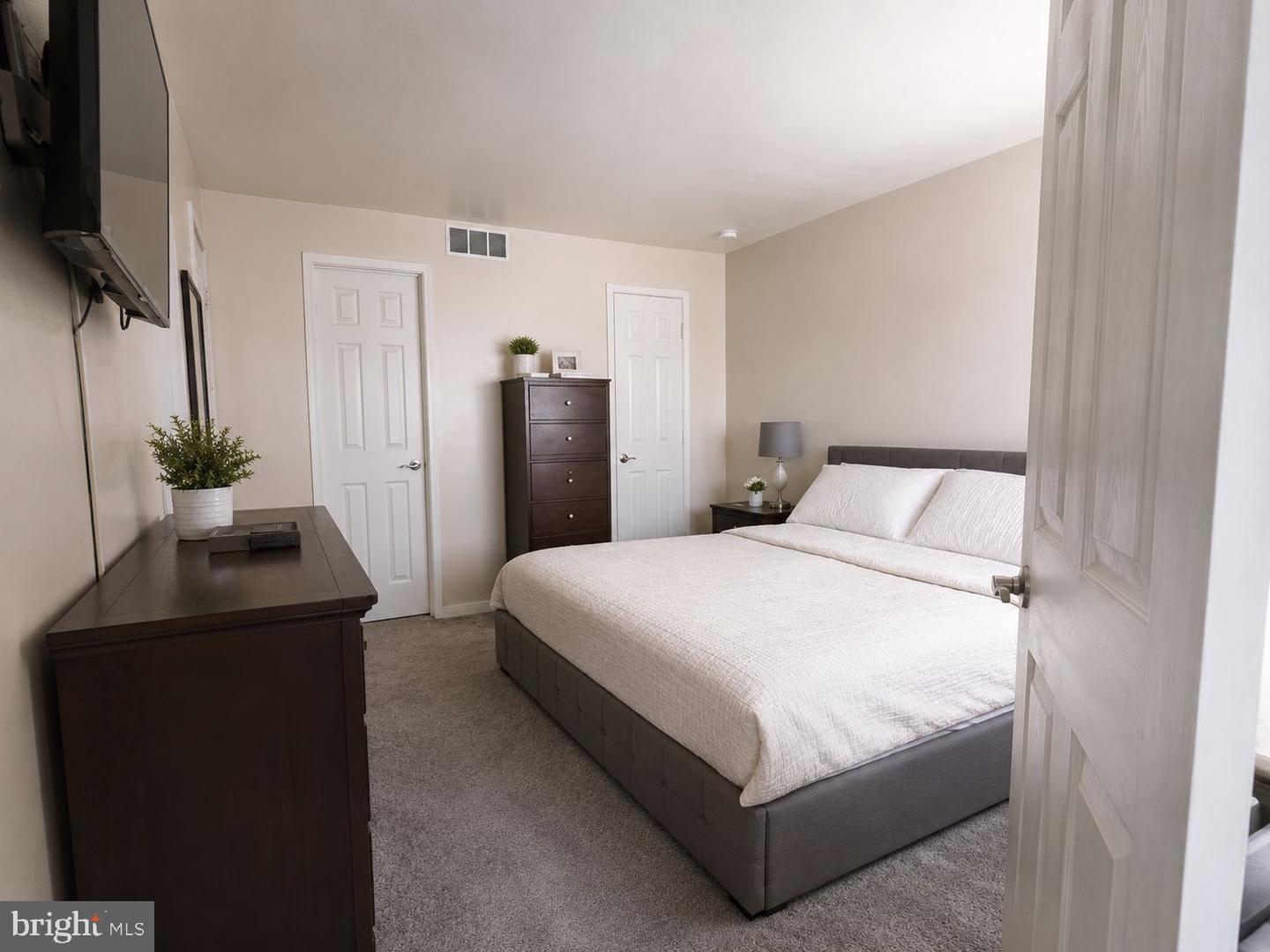 1502 Roberts Way Property Photo 16