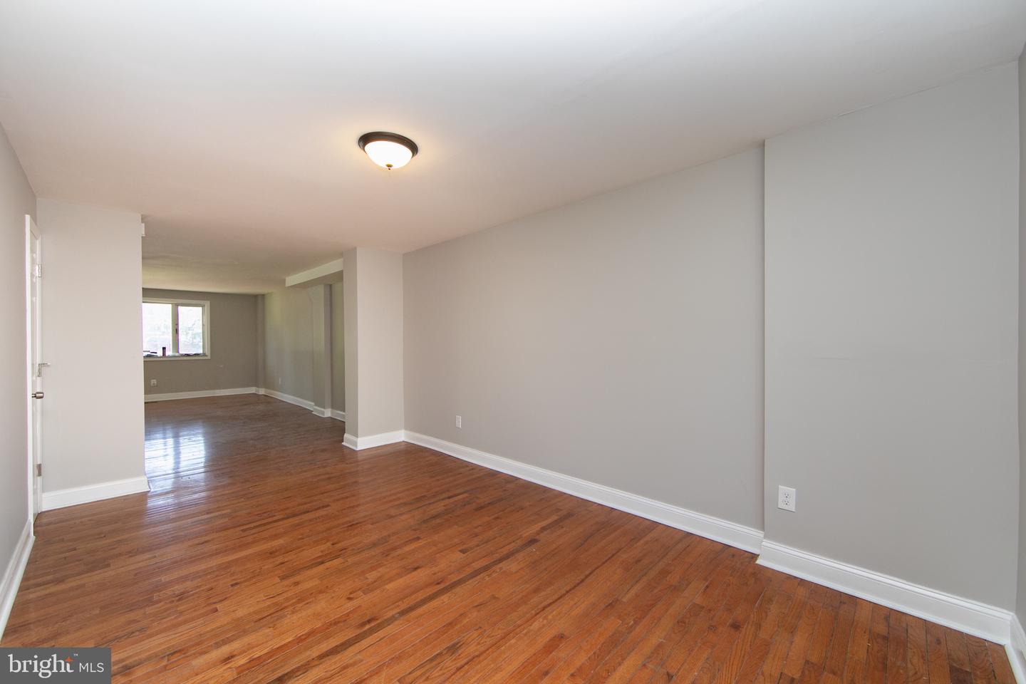 1553 Wildwood Ave Property Photo 7