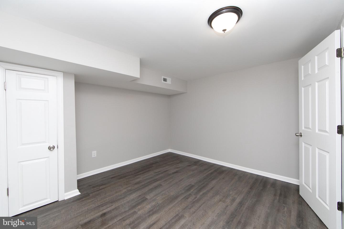 1553 Wildwood Ave Property Photo 28