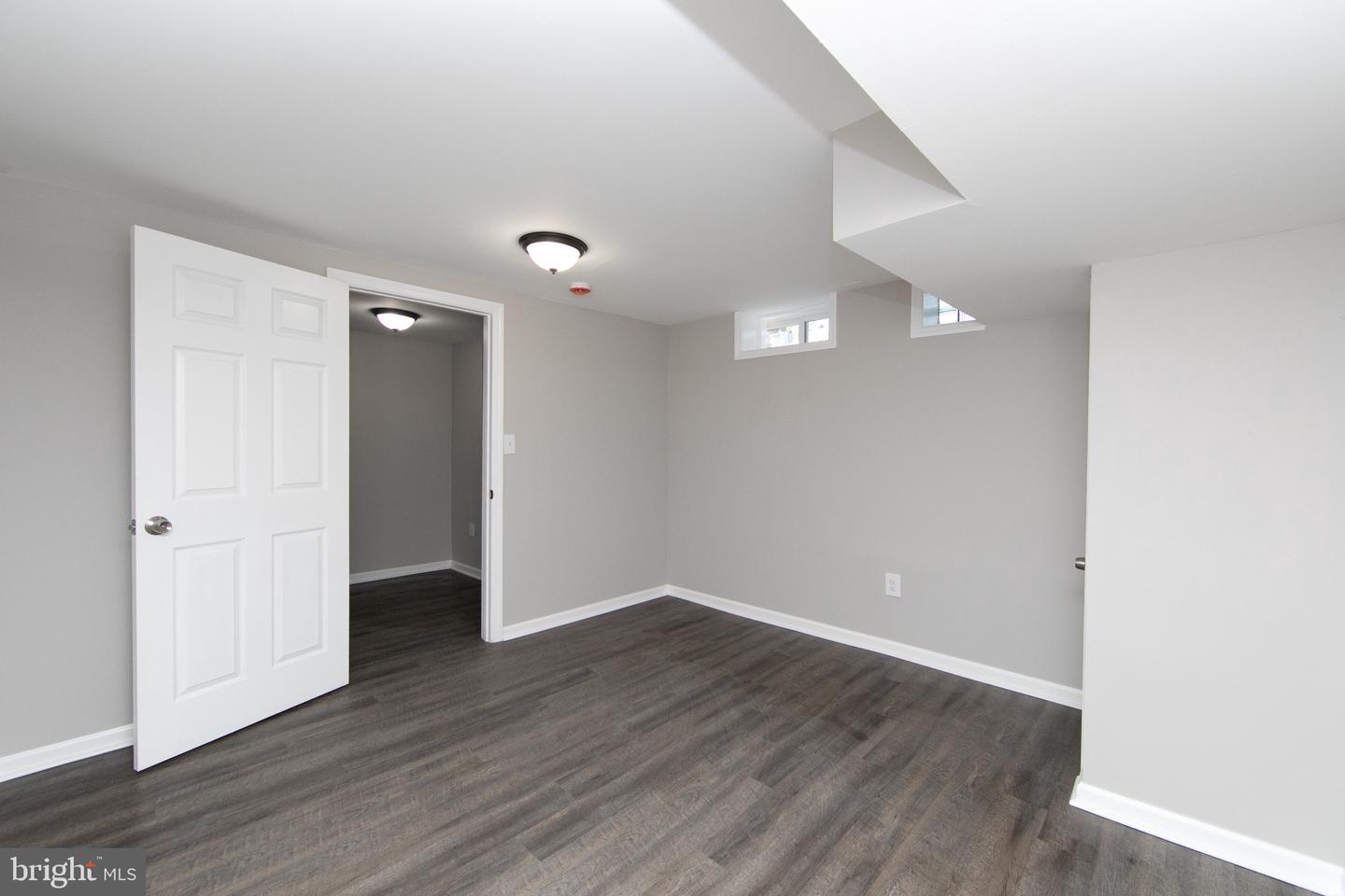 1553 Wildwood Ave Property Photo 29