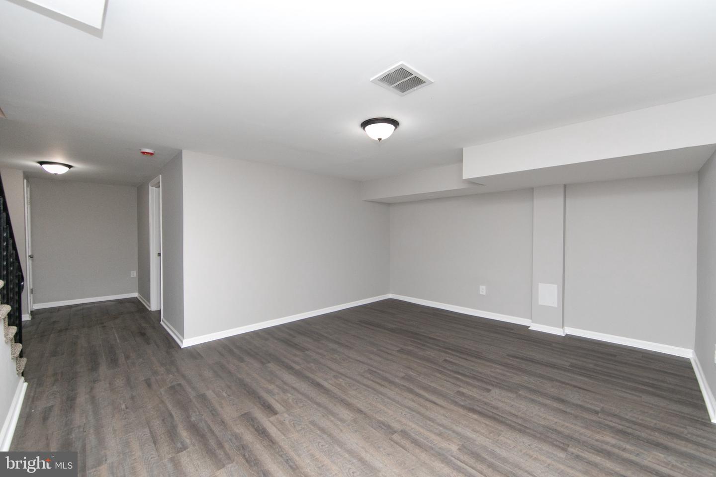 1553 Wildwood Ave Property Photo 30