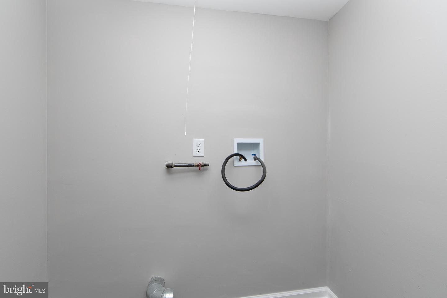 1553 Wildwood Ave Property Photo 32