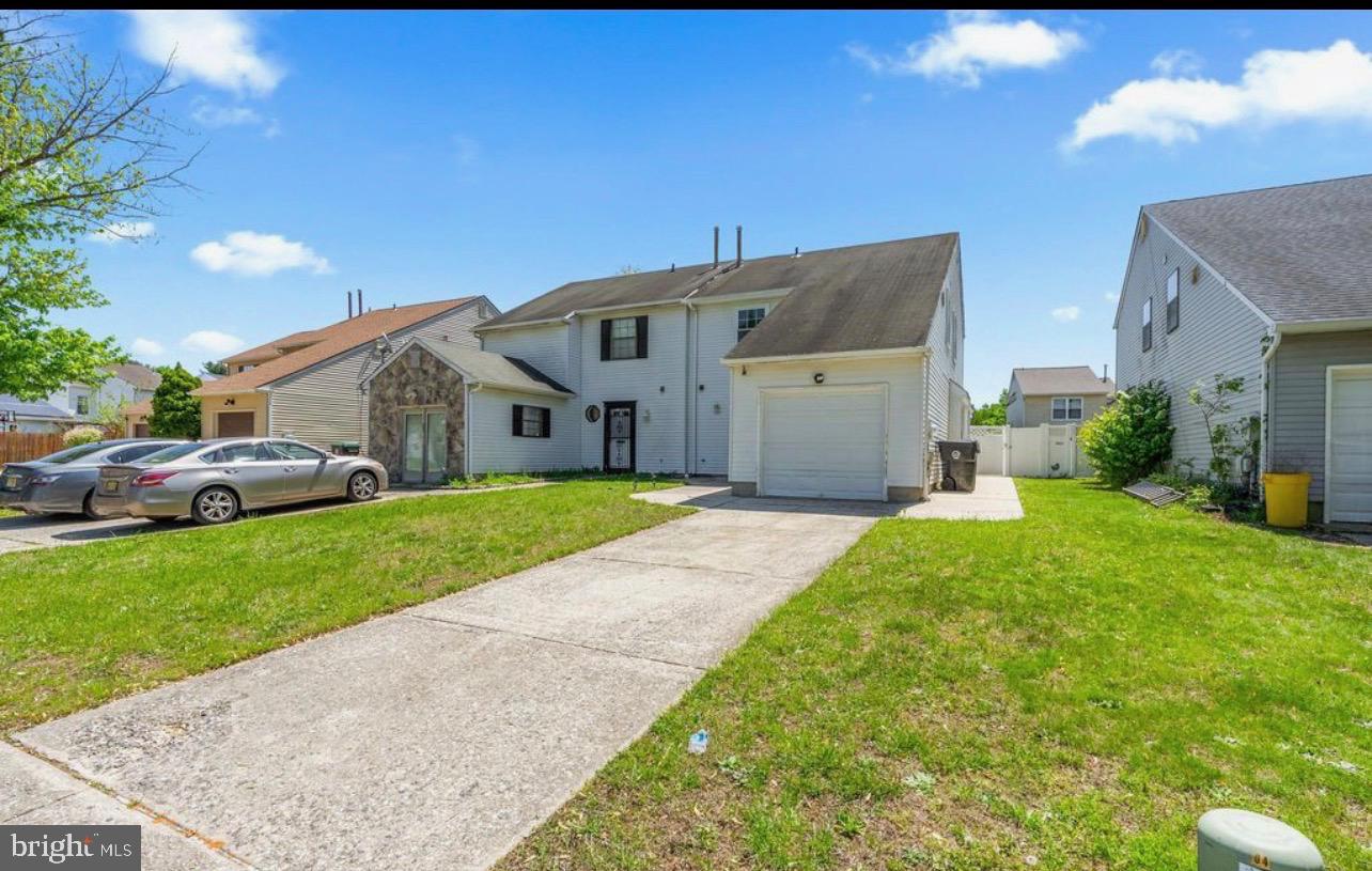 64 HAMPTON GATE DR Property Photo 1