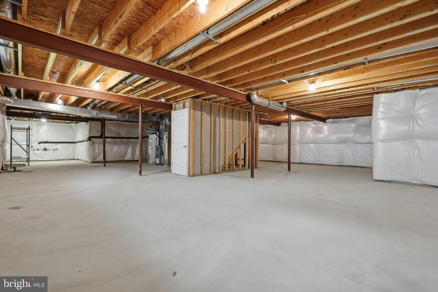 34 Virginia Dr Property Photo 42