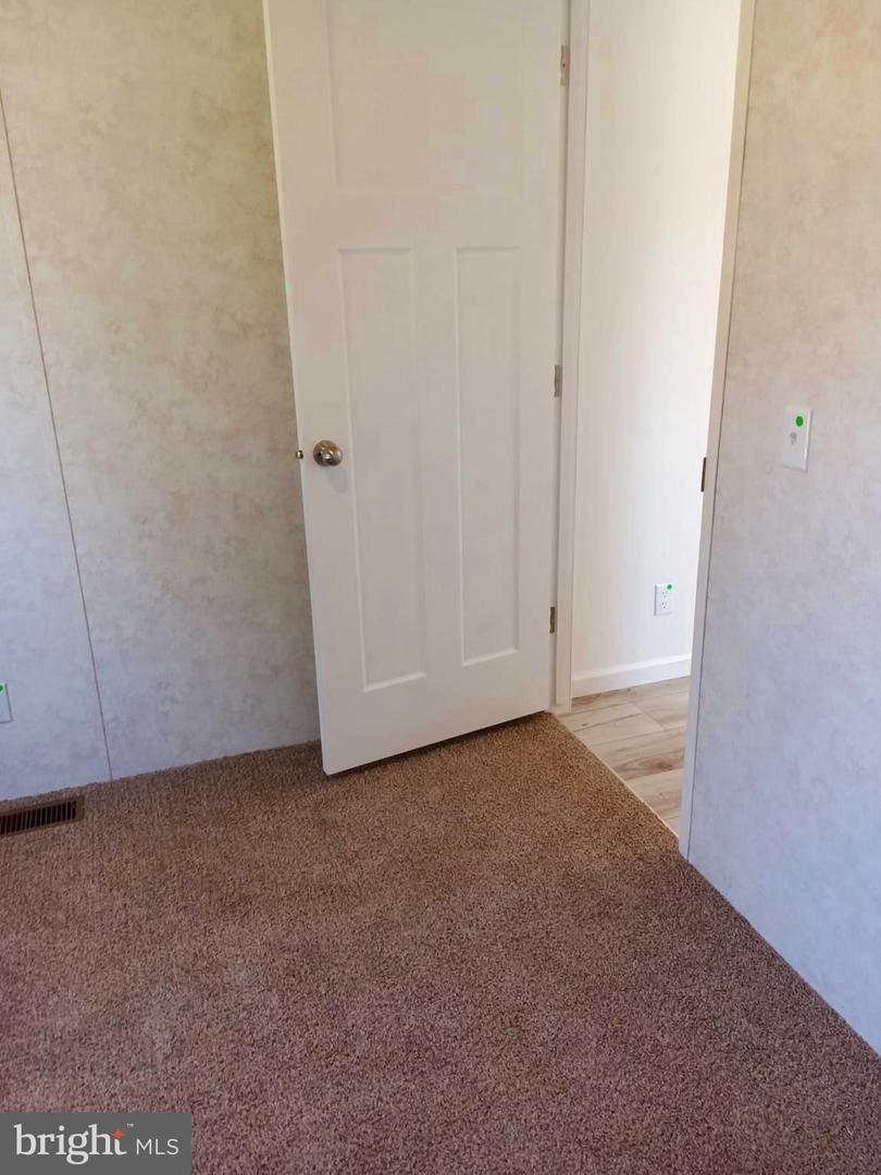 1405 Farrell Ave #101 Property Photo 13