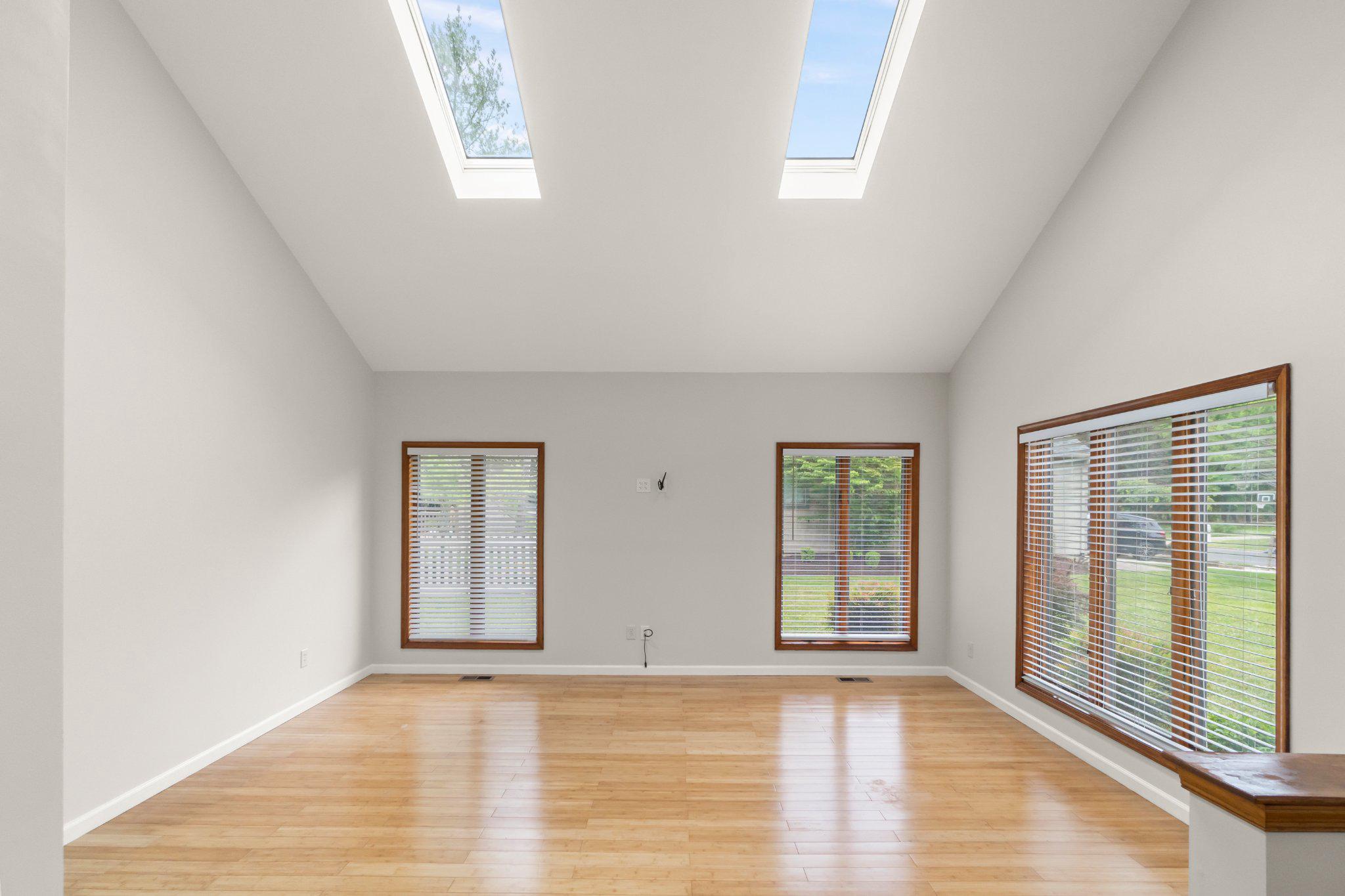 5 Justin Ct Property Photo 3