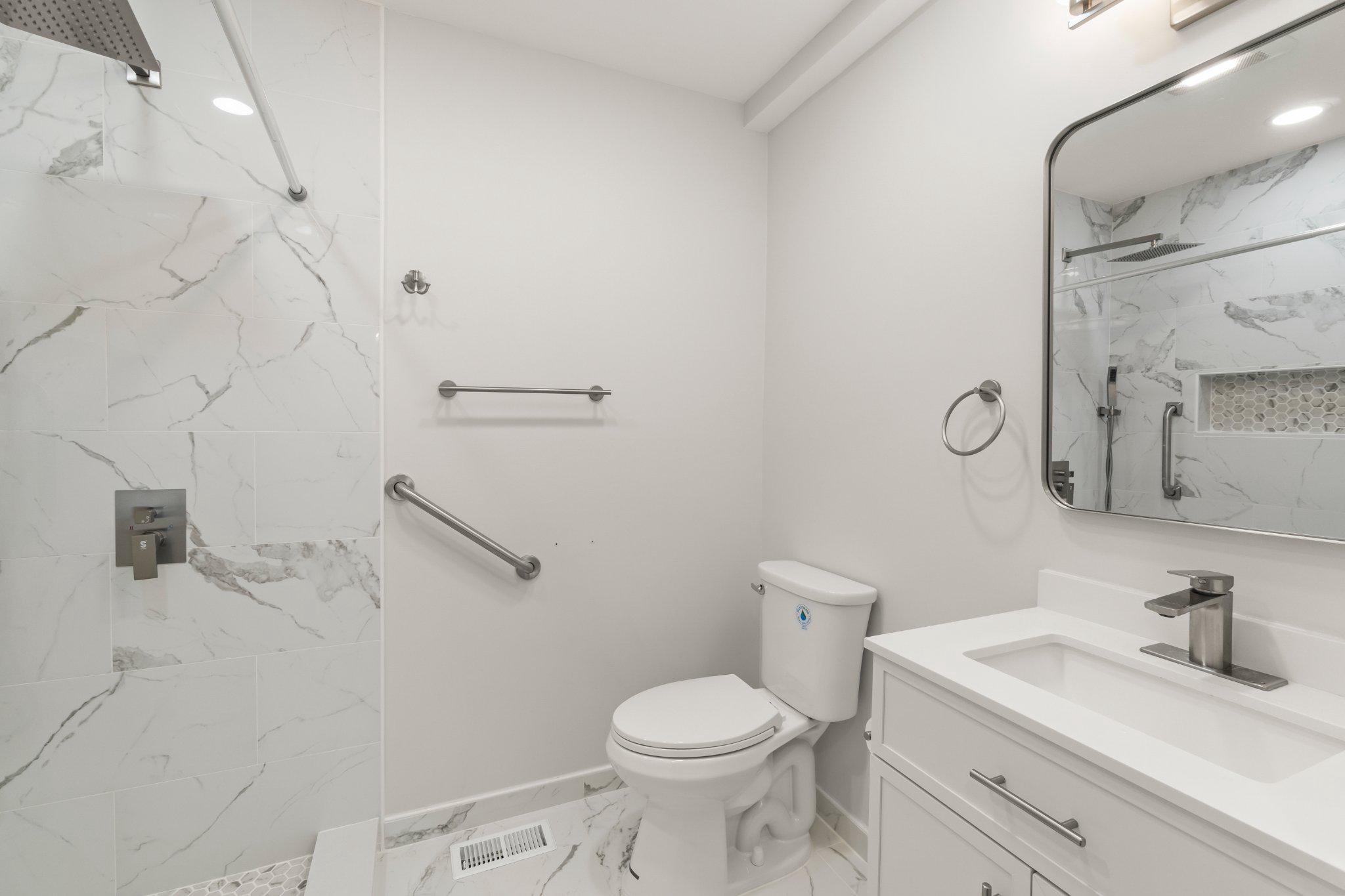 5 Justin Ct Property Photo 16