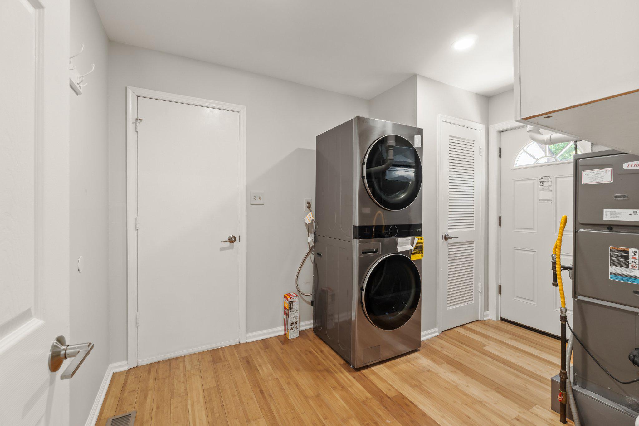 5 Justin Ct Property Photo 17