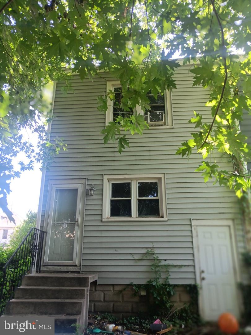 243 N 41st St Property Photo 12