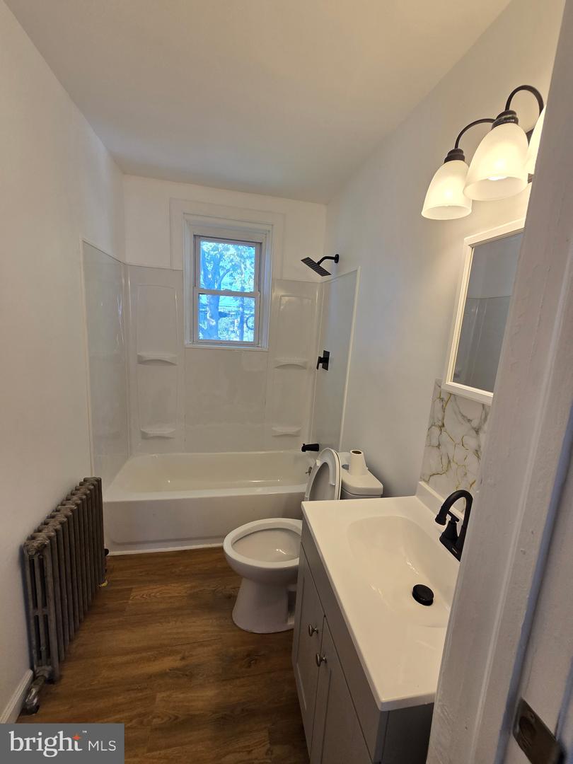 367 Marlton Ave Property Photo 8