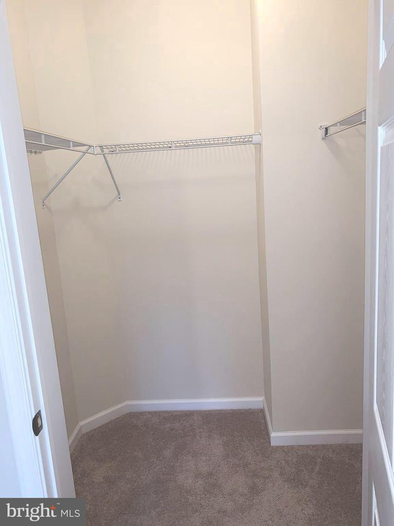 4743 Champions Run Property Photo 20