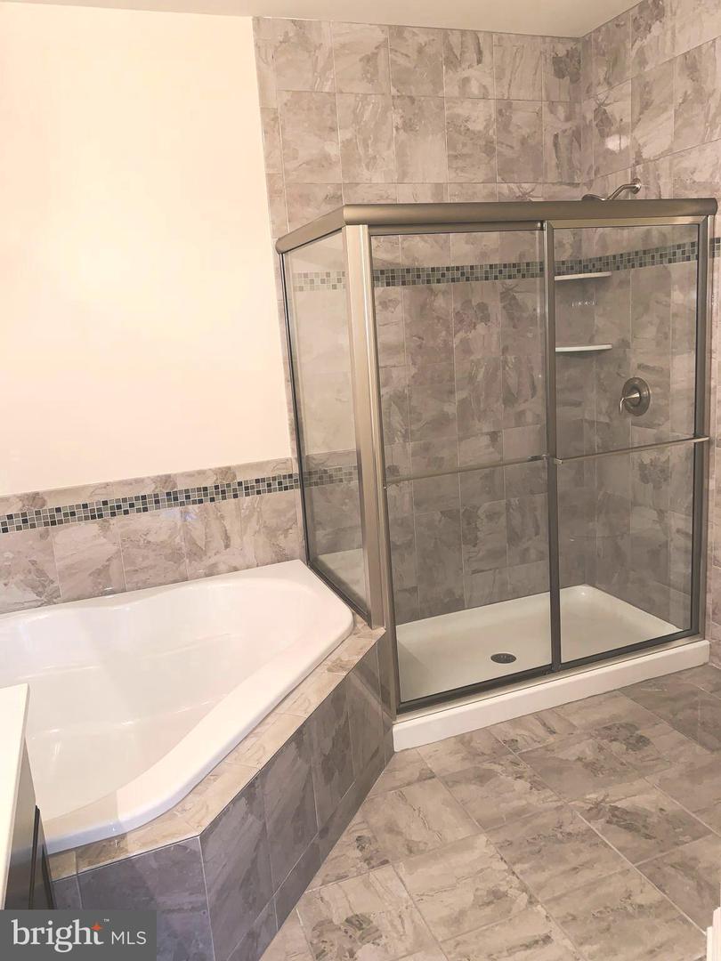 4743 Champions Run Property Photo 22
