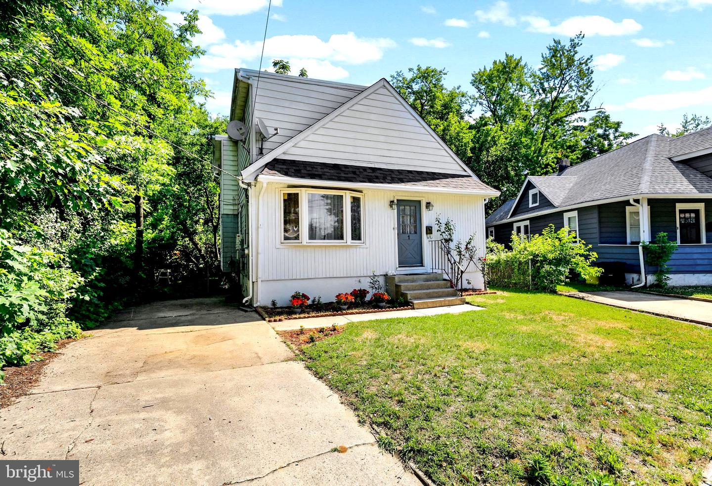 1 Page Ave Property Photo 1