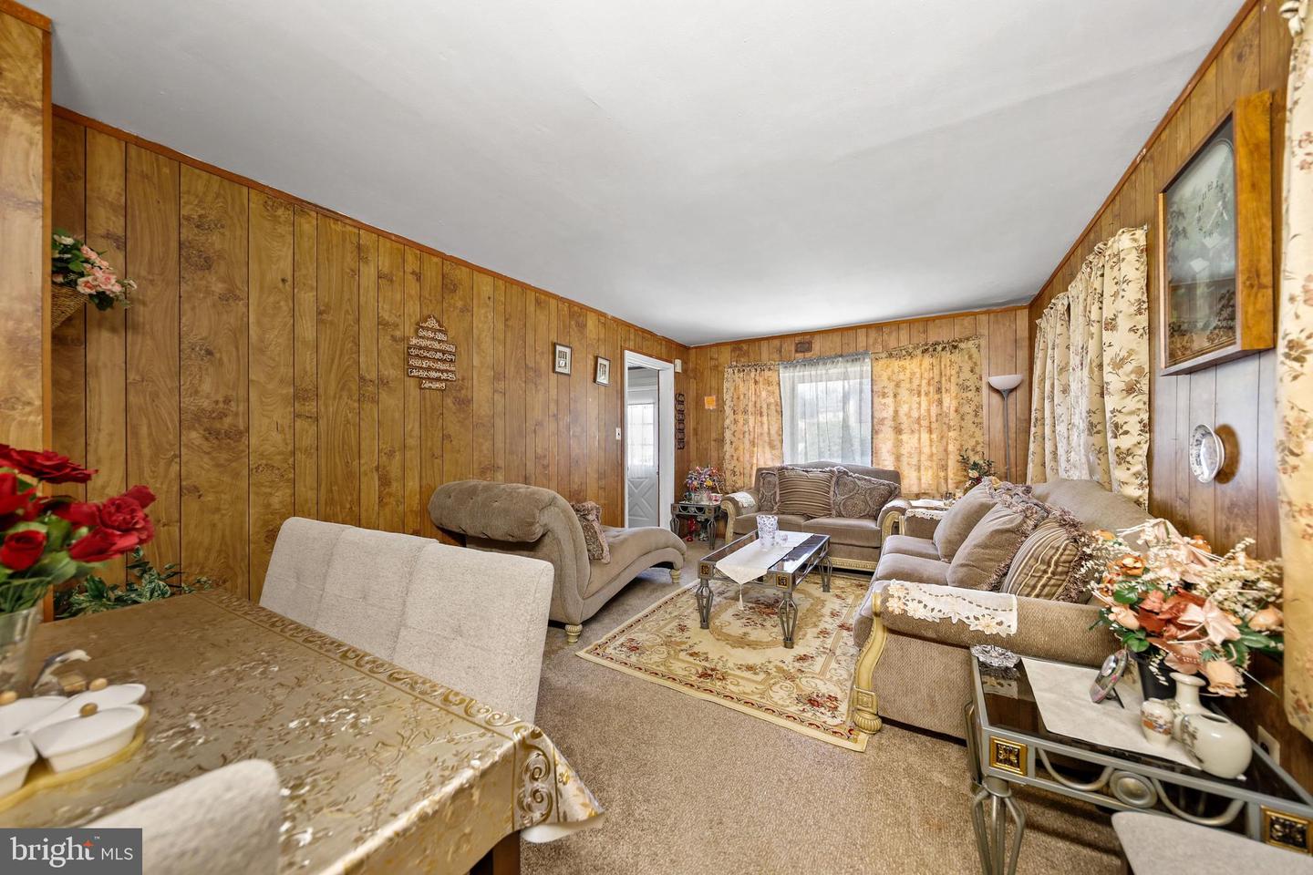 1 Page Ave Property Photo 3