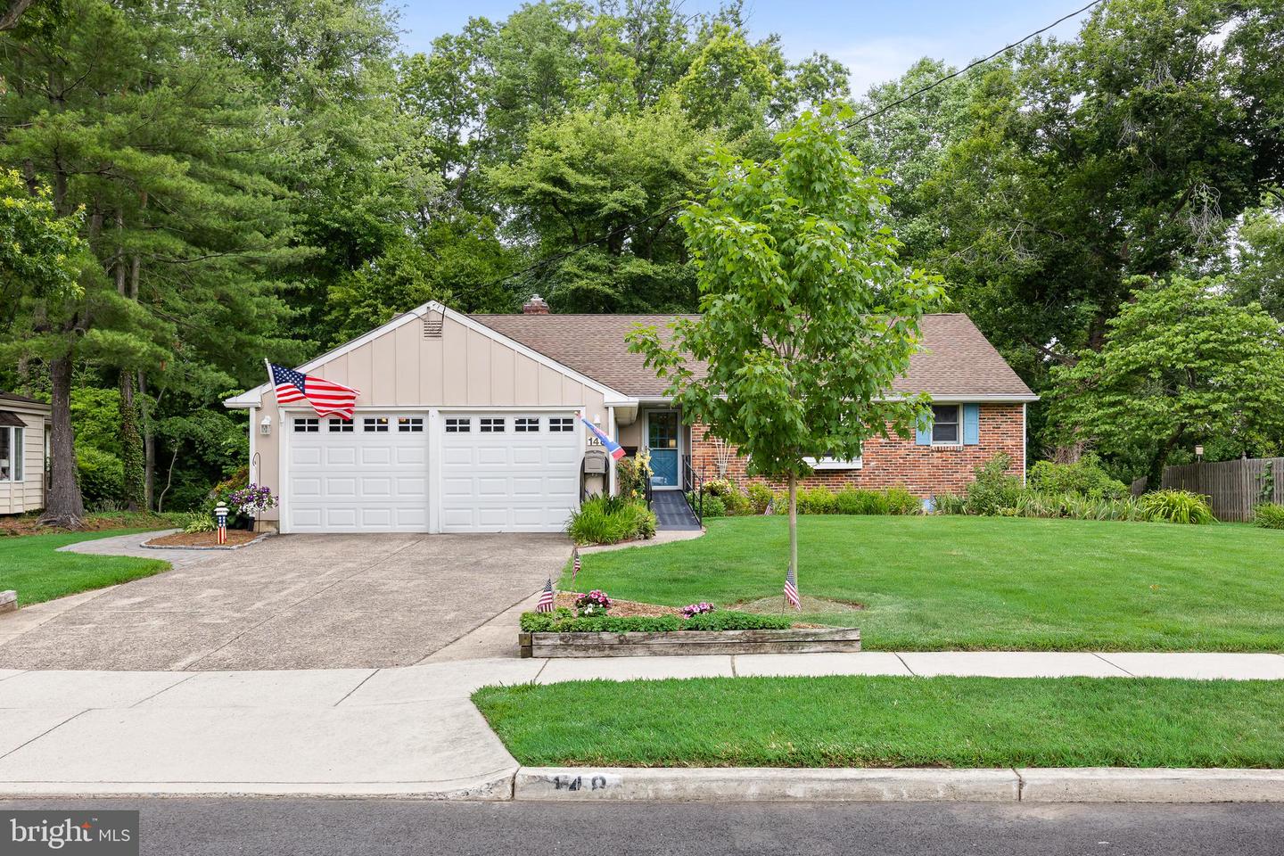 148 Westover Dr Property Photo 1
